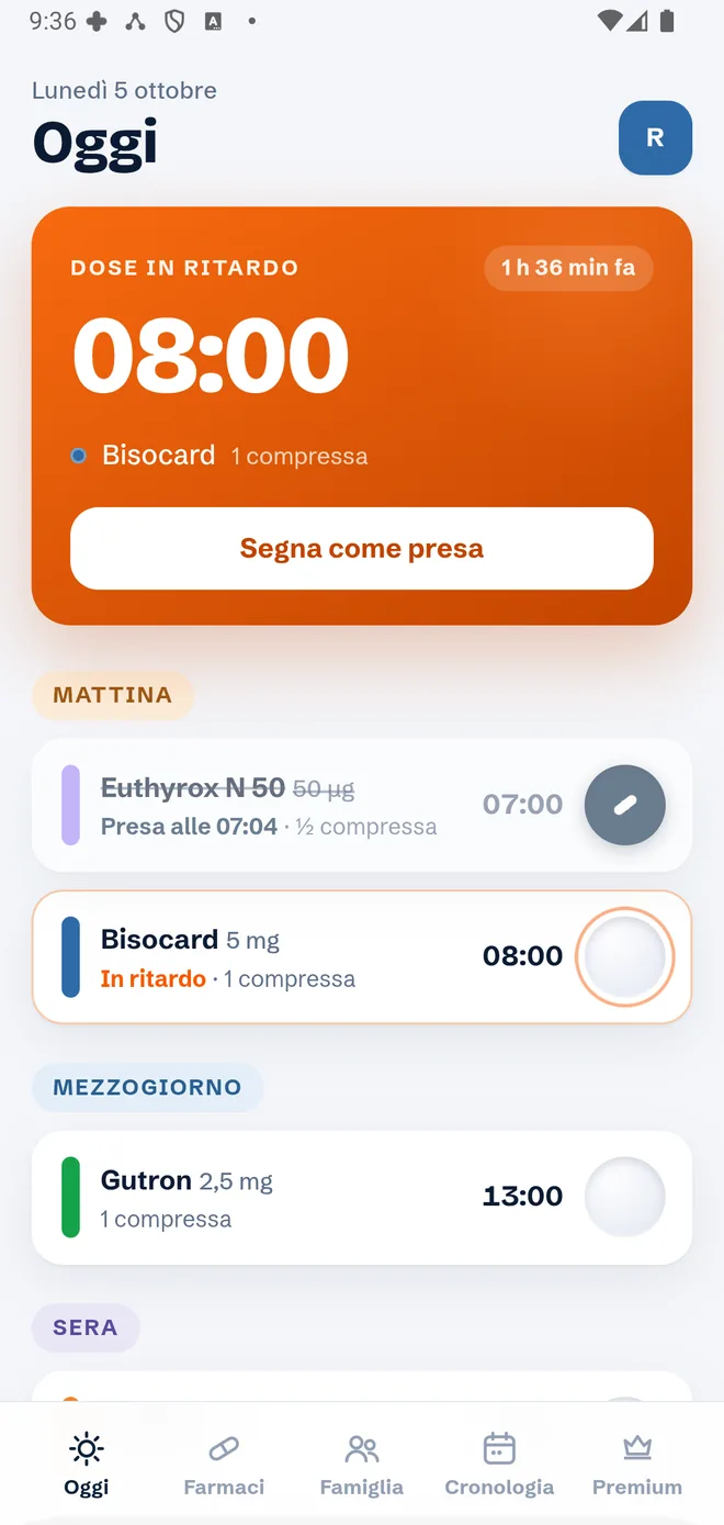 Schermata Oggi di Cappsula: riquadro di una dose in ritardo delle 8:00 con il pulsante «Segna come presa» e il piano del giorno diviso in mattina, mezzogiorno e sera